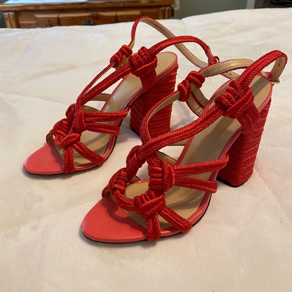 Cabi Heels - Picture 1 of 3